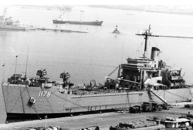 USS Wood County (LST-1178)