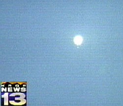 Este es el ovni que captaron las camaras de la estacion de TV KRQE de Albuquerque (NM)